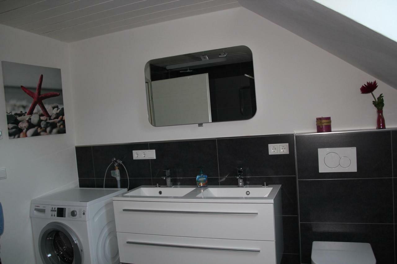 Ferienwohnung Abersfelder Mit Balkon Wildflecken Exterior foto